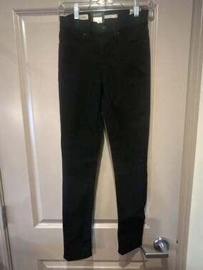 Levi's 311 Shaping Skinny Black Jeans Size 24x30